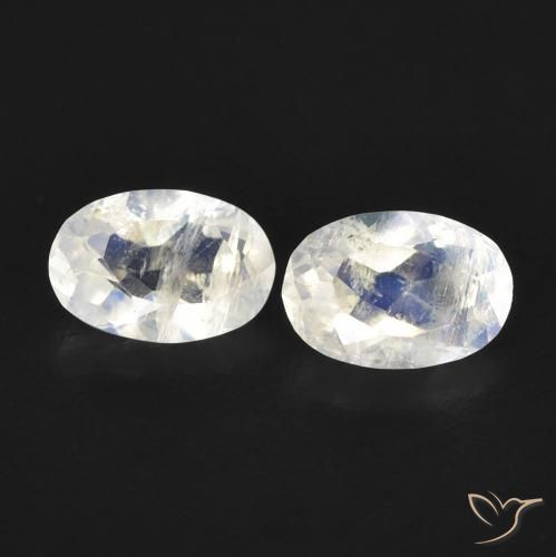 0.84ctw Natural Branco azulado Pedra da Lua Arco-Íris, oval, Transparente