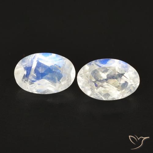 0.95ctw Natural Branco azulado Pedra da Lua Arco-Íris, oval, Transparente