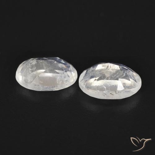 Pedras preciosas de Pedra da Lua Arco-Íris Branco azulado natural de 0.95 ct, oval, Transparente