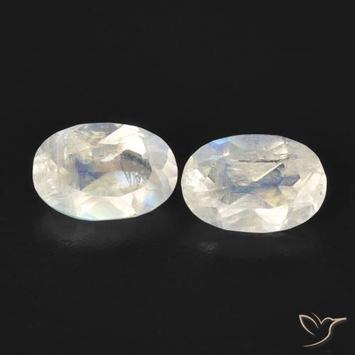 0.94ctw Natural Branco azulado Pedra da Lua Arco-Íris, oval, Transparente