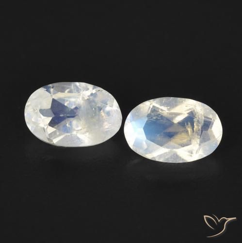 0.77ctw Natural Branco azulado Pedra da Lua Arco-Íris, oval, Transparente