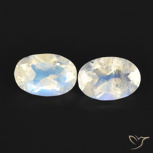 1.00ctw Natural Branco azulado Pedra da Lua Arco-Íris, oval, Transparente
