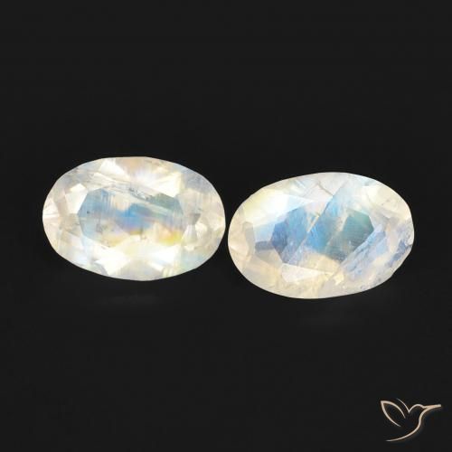 0.91ctw Natural Branco azulado Pedra da Lua Arco-Íris, oval, Transparente