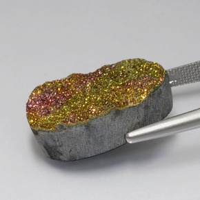 Pirita arco-íris multicolorido natural 18,80ct, corte oval, opaco