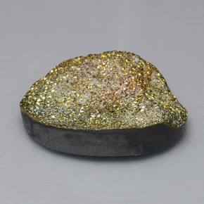 Pirita arco-íris multicolorido natural 30,22ct, corte oval, opaco
