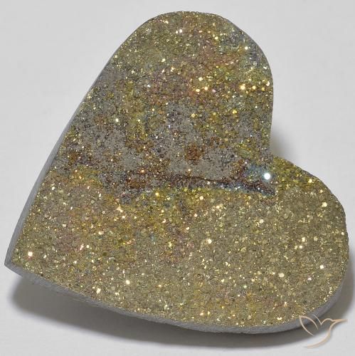 26.19ct Natural Multicolorido Pirita arco-íris, Coração, Opaco
