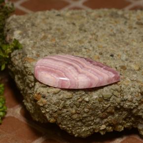 Rodocrosita multicolorido natural 35,64ct, formato de pêra, opaco