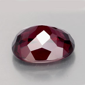 Granada rodolita vermelho natural 8,35ct, corte oval, VS