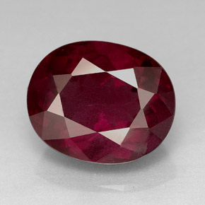 Granada rodolita vermelho natural 7,84ct, corte oval, VS