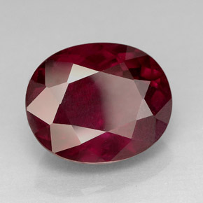 Granada rodolita vermelho natural 7,84ct, corte oval, VS
