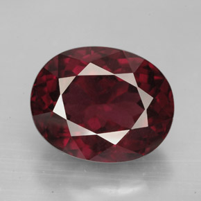 Granada rodolita vermelho natural 13,17ct, corte oval, VS