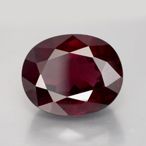 Granada rodolita vermelho natural 11,39ct, corte oval, VS