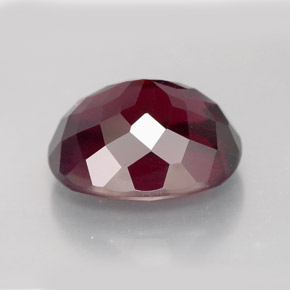 Granada rodolita vermelho natural 11,39ct, corte oval, VS