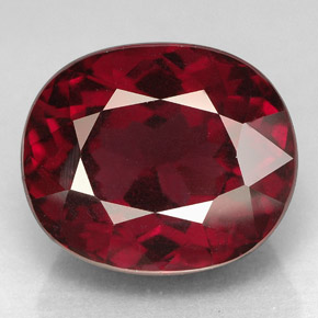 Granada rodolita vermelho natural 10,33ct, corte oval, VS