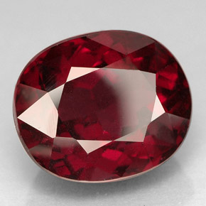 Granada rodolita vermelho natural 10,33ct, corte oval, VS