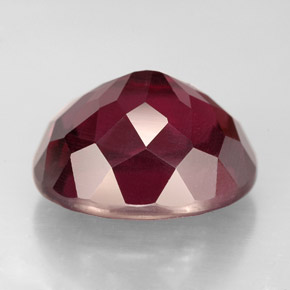 Granada rodolita vermelho natural 10,37ct, corte oval, VS