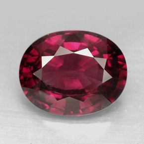 Granada rodolita vermelho natural 13,49ct, corte oval, VS