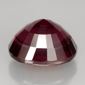 Granada rodolita vermelho natural 11,47ct, corte oval, VS-SI