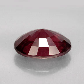 Granada rodolita vermelho rosado natural 7,08ct, corte oval, VS