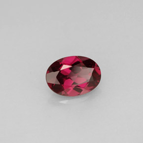 Granada rodolita vermelho natural 0,90ct, corte oval, VVS-VS