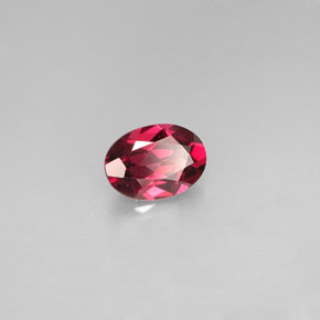 Granada rodolita vermelho natural 0,79ct, corte oval, VS