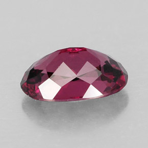 Granada rodolita vermelho natural 1,91ct, corte oval, VS