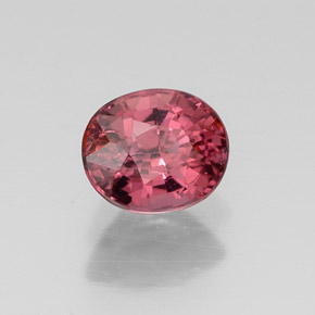 Granada rodolita vermelho natural 0,70ct, corte oval, VS