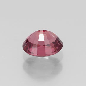 Granada rodolita vermelho natural 0,70ct, corte oval, VS