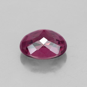 Granada rodolita vermelho natural 3,06ct, corte oval, VS
