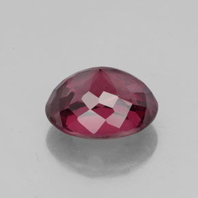 Granada rodolita vermelho natural 2,35ct, corte oval, VS