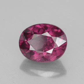 Granada rodolita vermelho natural 2,41ct, corte oval, VS