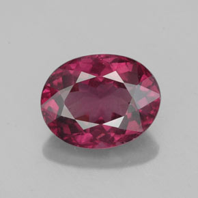 Granada rodolita vermelho natural 2,57ct, corte oval, VS