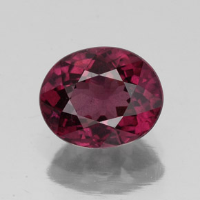 Granada rodolita vermelho natural 2,46ct, corte oval, VS