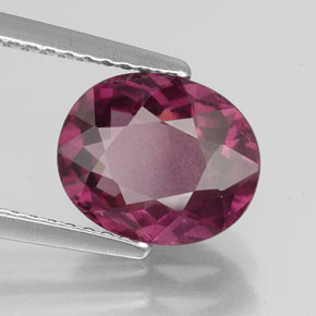 Granada rodolita vermelho natural 2,83ct, corte oval, VS-SI