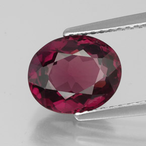 Granada rodolita vermelho natural 2,86ct, corte oval, VVS-VS