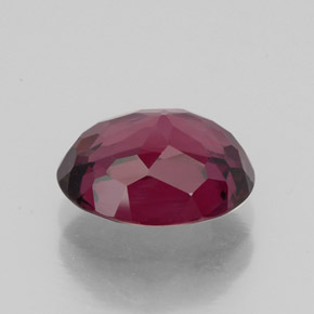 Granada rodolita vermelho natural 2,86ct, corte oval, VVS-VS