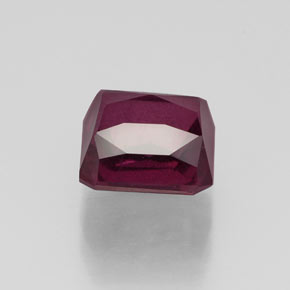 Granada rodolita vermelho natural 2,40ct, corte esmeralda, VS-SI