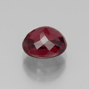 Granada rodolita vermelho natural 2,68ct, corte oval, VS