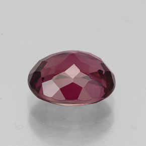 Granada rodolita vermelho natural 2,16ct, corte oval, VS
