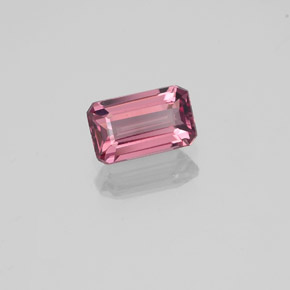 Granada rodolita vermelho natural 0,76ct, corte esmeralda, VVS