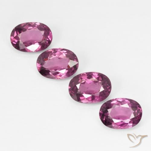 Pedras preciosas de rodolita granada roxo médio natural de 3.92 ct, oval, VS