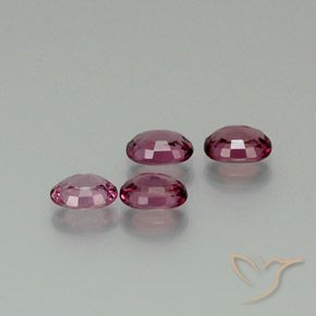 Pedras preciosas de rodolita granada Roxo médio-escuro natural de 3.99 ct, oval, VVS-VS
