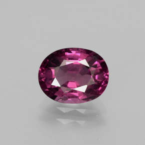 Granada rodolita vermelho natural 2,10ct, corte oval, VS