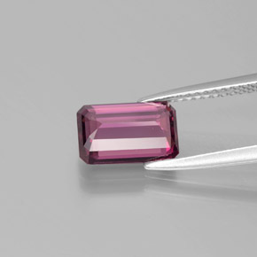 Granada rodolita vermelho natural 2,22ct, corte esmeralda, VVS
