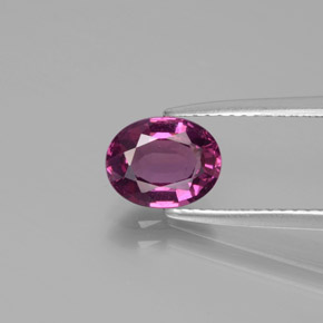 Granada rodolita roxo natural 1,51ct, corte oval, VS