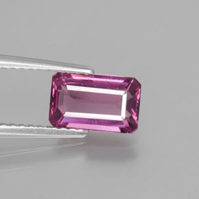 Granada rodolita vermelho natural 1,49ct, corte esmeralda, VS