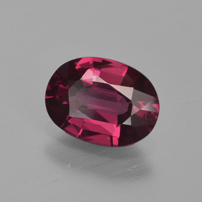 Granada rodolita vermelho natural 1,32ct, corte oval, VS