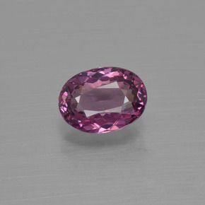 Granada rodolita vermelho natural 1,00ct, corte oval, VVS-VS