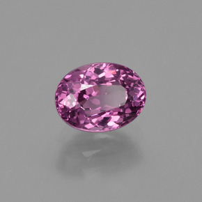 Granada rodolita vermelho natural 1,40ct, corte oval, VVS-VS