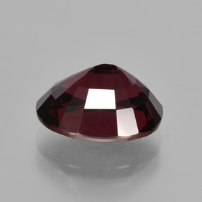 Granada rodolita vermelho natural 3,60ct, corte oval, VS